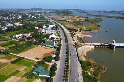 Đẩy nhanh tiến độ dự án đường bộ quy mô lớn nhất Quảng Ngãi