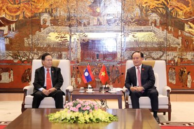 Chủ tịch HĐND Thành phố Hà Nội tiếp đón Đoàn đại biểu Quốc hội Lào