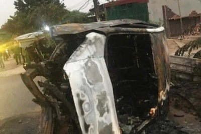 Phát hiện thi thể một người chết cháy trong xe ô tô