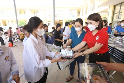 Hội Chữ thập đỏ huyện Ứng Hoà hỗ trợ hơn 21.000 lượt người năm 2023