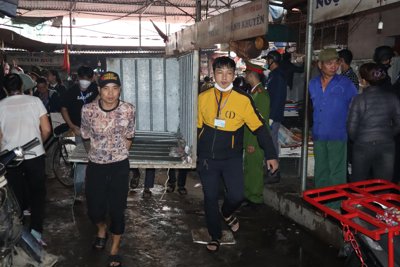 Quận Nam Từ Liêm: Cưỡng chế thi hành án dân sự tại chợ Sáng, Đại Mỗ