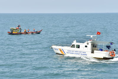 Cảnh sát biển quyết liệt xử lý tranh chấp ngư trường ở Cà Mau