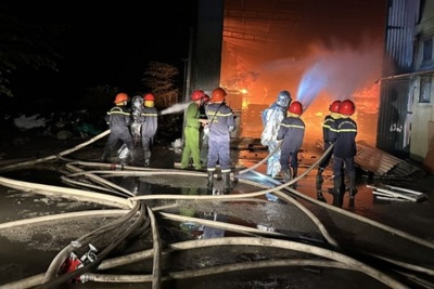 Hà Tĩnh: Cháy xưởng gỗ công nghiệp, thiệt hại khoảng 2,5 tỷ đồng