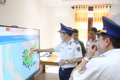 Cảnh sát biển tăng cường an ninh, trật tự tại vùng biển Cà Mau