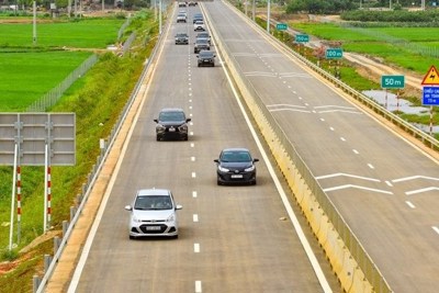 Kiến nghị nâng tốc độ tối đa lên 90km/h với 9 cao tốc 4 làn xe
