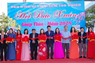 Quảng Ngãi khai mạc Hội báo Xuân Giáp Thìn 2024