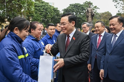 Chủ tịch Quốc hội: Hà Nội tạo đột phá, hoàn thành xuất sắc các nhiệm vụ