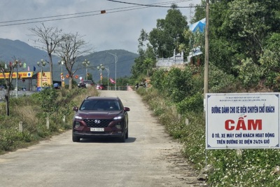Hà Tĩnh: Bất cập quản lý dịch vụ du lịch ở chùa Hương Tích