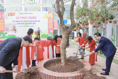 Quận Thanh Xuân phát động Tết trồng cây Xuân Giáp Thìn năm 2024