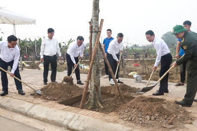 Huyện Ba Vì phát động phong trào Tết trồng cây năm 2024