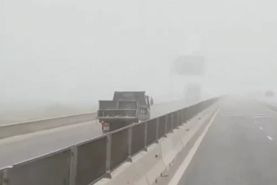 Nghệ An: Xử lý nghiêm khắc tài xế xe tải chạy ngược làn đường cao tốc