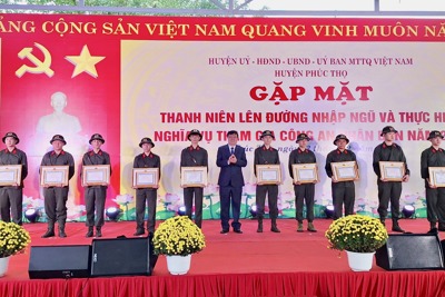 Huyện Phúc Thọ gặp mặt tân binh lên đường nhập ngũ năm 2024