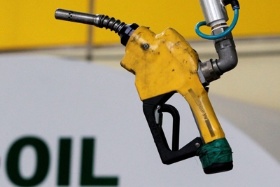 Giá xăng dầu hôm nay 26/4: tiến sát mốc 90 USD/thùng