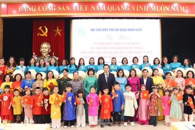 Phụ nữ Hoàn Kiếm phát động thi đua chào mừng 70 năm giải phóng Thủ đô