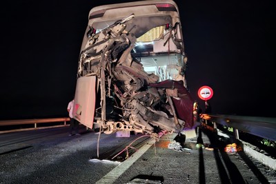 Nguyên nhân vụ tai nạn thảm khốc trên cao tốc Cam Lộ - La Sơn