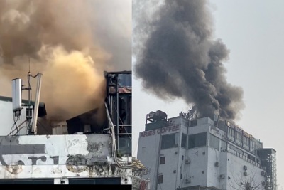 Cháy lớn tại tòa nhà ở Ô Chợ Dừa, cột khói bốc nghi ngút
