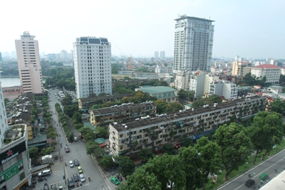 Lập quy hoạch cải tạo, xây dựng lại chung cư cũ Hà Nội: Đồng bộ cả khu, không tăng dân số