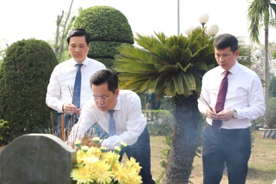 Quận Hoàn Kiếm: dâng hương tưởng niệm các Anh hùng liệt sĩ tại Điện Biên
