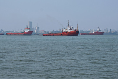 Bất chấp lệnh trừng phạt, các tàu chở dầu Nga đang đến Ấn Độ