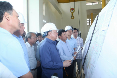 Bí thư Thành ủy kiểm tra thực địa các công trình quan trọng của Hà Nội