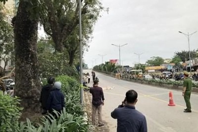 Tai nạn giao thông mới nhất 8/4/2024: nam sinh tử vong trên đường Yên Phụ