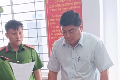 Phó Chủ tịch UBND TP Long Xuyên bị bắt vì vi phạm trong công tác