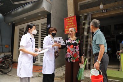 Quận Hoàn Kiếm phát động chiến dịch phòng chống dịch bệnh sốt xuất huyết