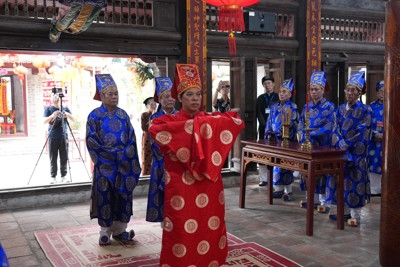 Khai hội chùa Láng - lan tỏa các giá trị văn hóa truyền thống