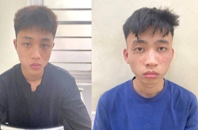 Hà Nội: Bắt 2 nam thanh niên trộm cắp xe máy trên phố Văn Cao
