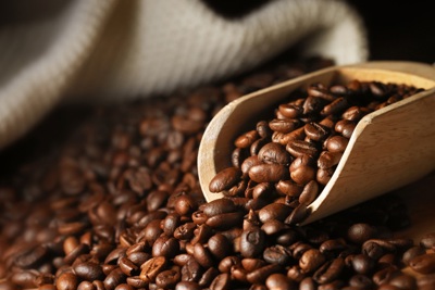 Giá cà phê hôm nay 17/4: vẫn tiếp tục tăng, Robusta vượt 4.000 USD/tấn