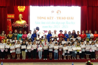 Nhân rộng phong trào "Vở sạch chữ đẹp" tại các trường học của huyện Thanh Oai
