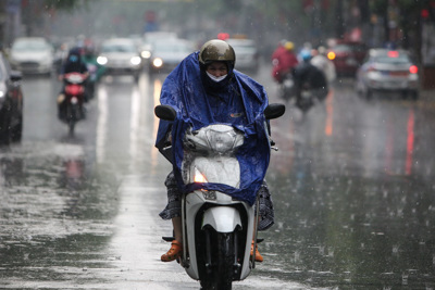 Khi nào Hà Nội và cả nước có mưa rào "giải nhiệt"?