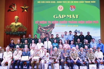 Quận Thanh Xuân gặp mặt, tri ân các chiến sĩ Điện Biên