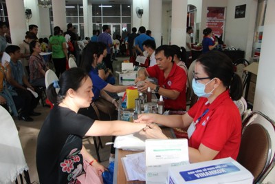 Cần Thơ: gần 1.000 người tham gia hiến máu tình nguyện