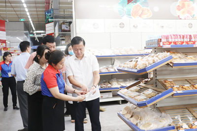 Hoàng Mai xử phạt 26 cơ sở vi phạm an toàn thực phẩm