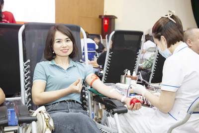 Ngành y tế Hà Nội dự kiến vận động hiến 1.800 đơn vị máu 