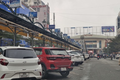 Thành phố Vinh đề xuất thí điểm thu phí đỗ xe một số tuyến đường