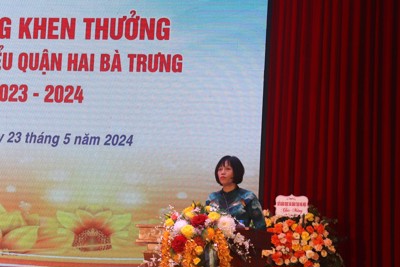 Quận Hai Bà Trưng tuyên dương, khen thưởng hàng trăm học sinh giỏi tiêu biểu