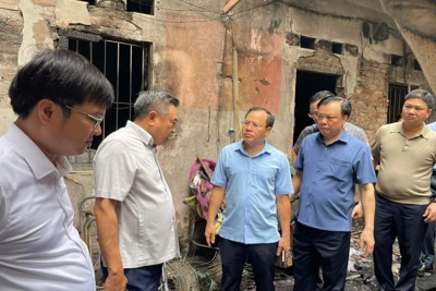 Vụ cháy tại phố Trung Kính: Lãnh đạo Chính phủ và TP Hà Nội trực tiếp kiểm tra tại hiện trường