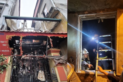 Vụ cháy ở Trung Kính: Cảnh sát phá cửa cứu 7 người thoát nạn