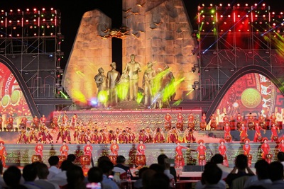 Những hình ảnh ấn tượng tại lễ kỷ niệm 420 năm hình thành tỉnh Quảng Bình