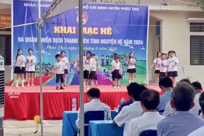 Huyện Phúc Thọ: sập mảng tường nhà văn hoá khiến 6 học sinh bị thương