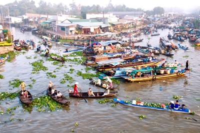 Phát triển du lịch văn hóa lễ hội Chợ nổi Ngã Năm