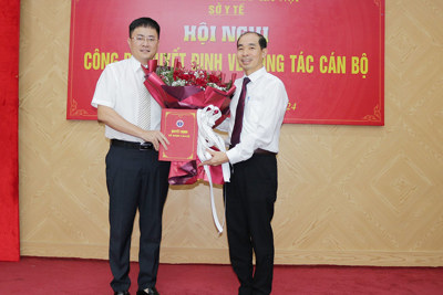 Công bố quyết định bổ nhiệm Giám đốc Bệnh viện Nhi Hà Nội