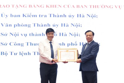 Hà Nội biểu dương nhiều tập thể, cá nhân trong công tác thi đua khen thưởng