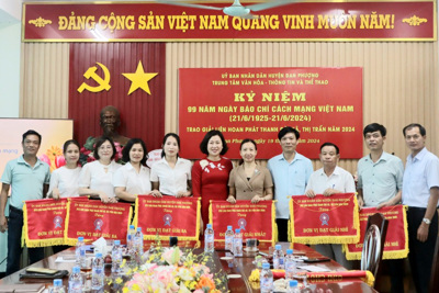 Huyện Đan Phượng trao giải Liên hoan phát thanh đài xã, thị trấn năm 2024