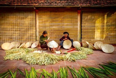 Hà Nội cam kết đồng hành cùng doanh nghiệp, HTX phát triển làng nghề