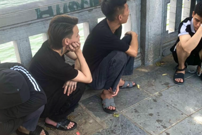 Làm rõ nhóm đối tượng ngang nhiên đánh người trên phố ở Hà Nội 