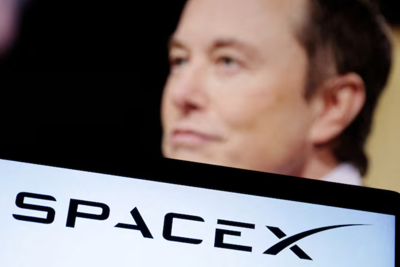 Elon Musk chuyển đại bản doanh X và SpaceX vì tranh cãi luật pháp  