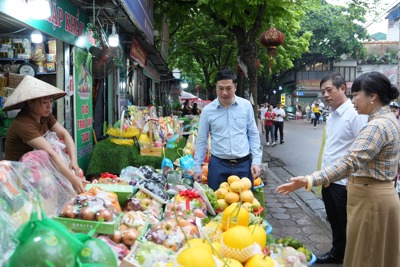 Cầu Giấy ra mắt mô hình “Chợ thông minh 4.0 - không dùng tiền mặt”